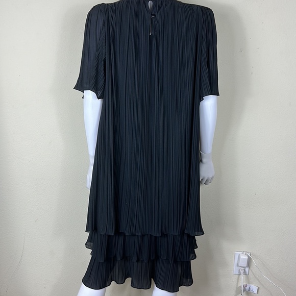 Vintage IGLWU Pleated Dress. Size 13/14 - Picture 5 of 8
